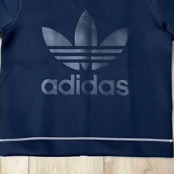 Adidas Women’s Reversible Trefoil Logo Sweatshirt Navy Pink Size Small NEW - Picture 4 of 9